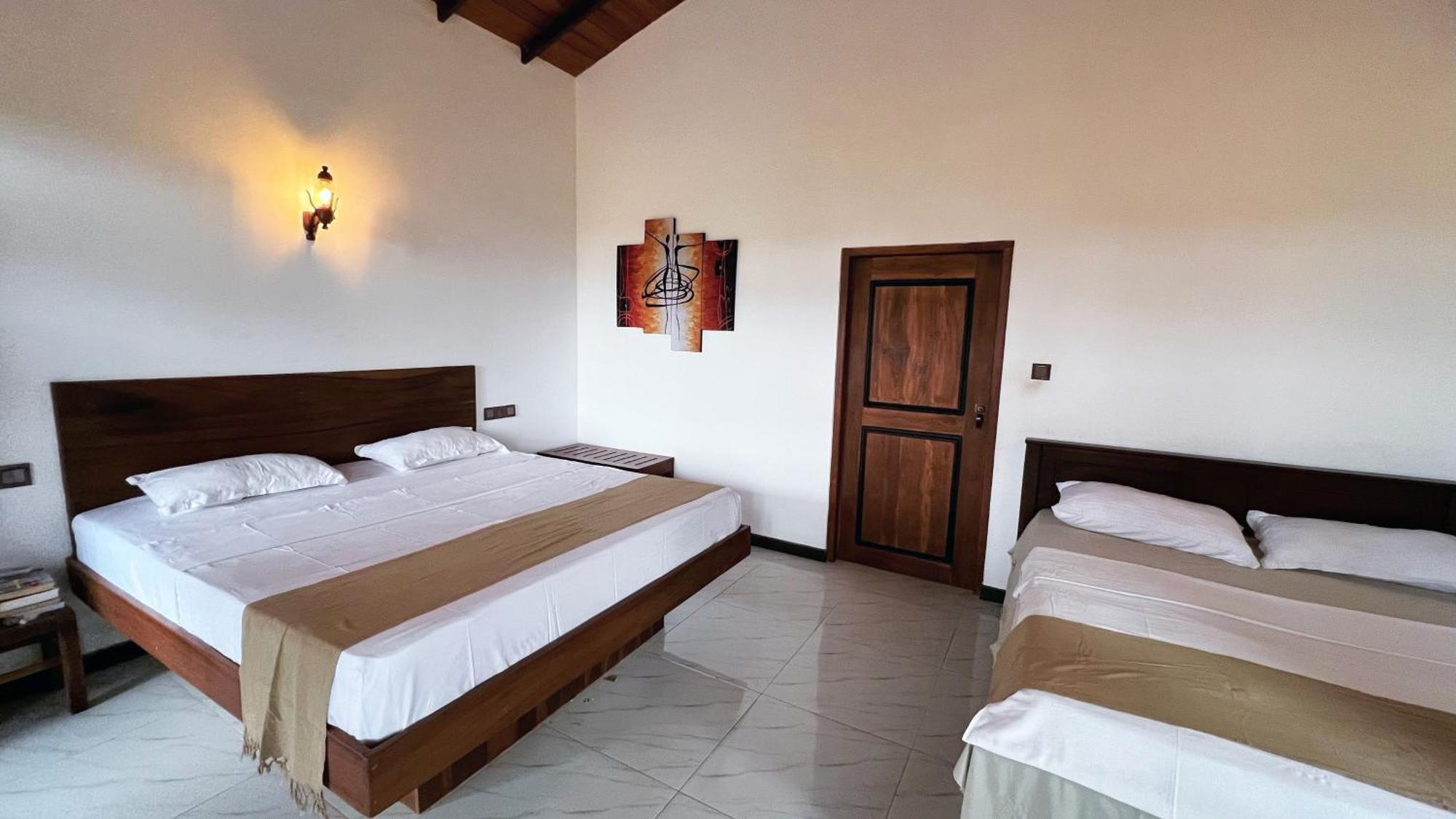 The Lookout Lodge Tangalle Buitenkant foto