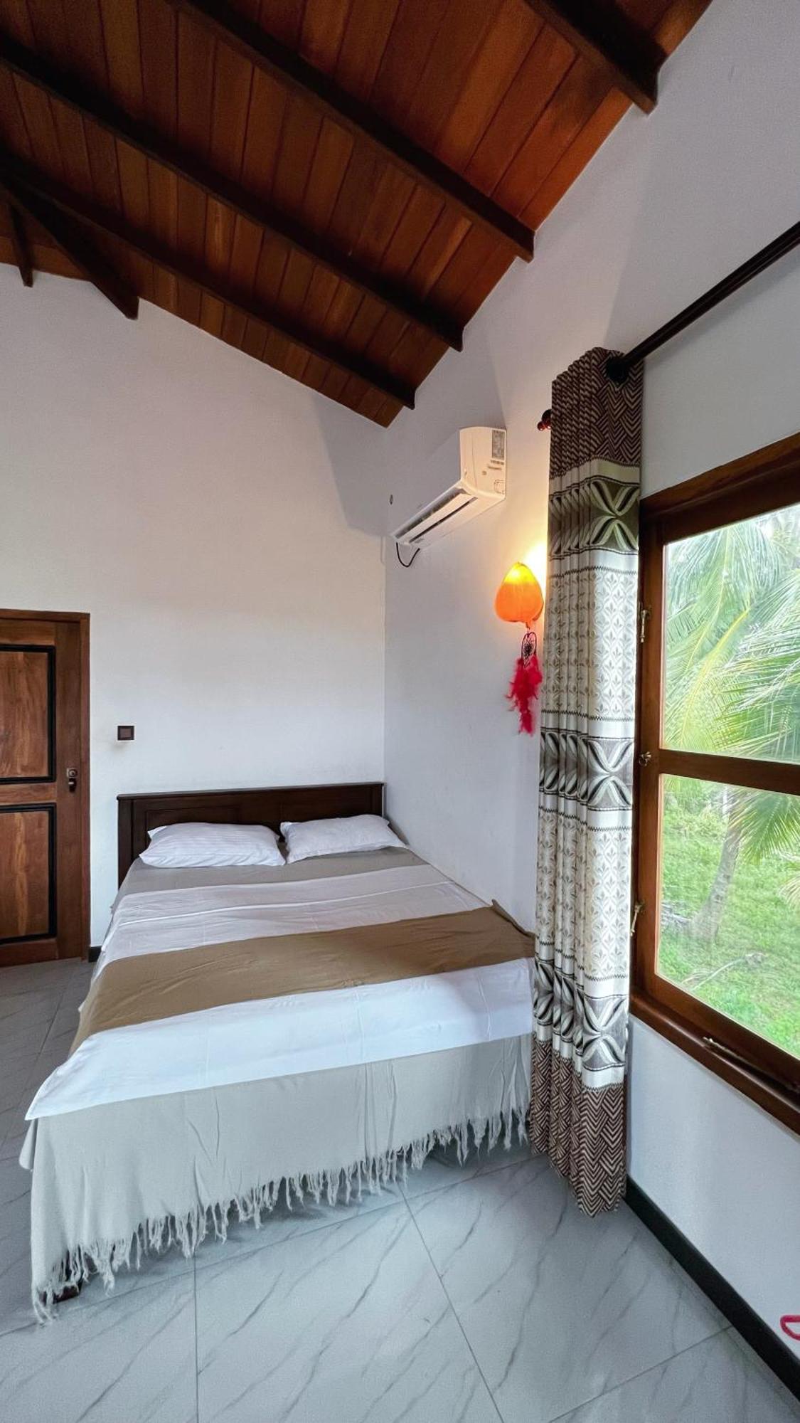 The Lookout Lodge Tangalle Buitenkant foto