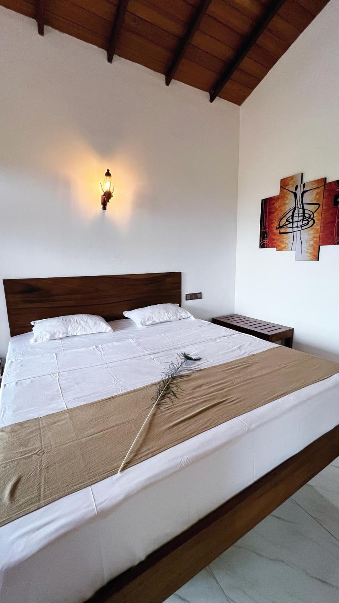 The Lookout Lodge Tangalle Buitenkant foto