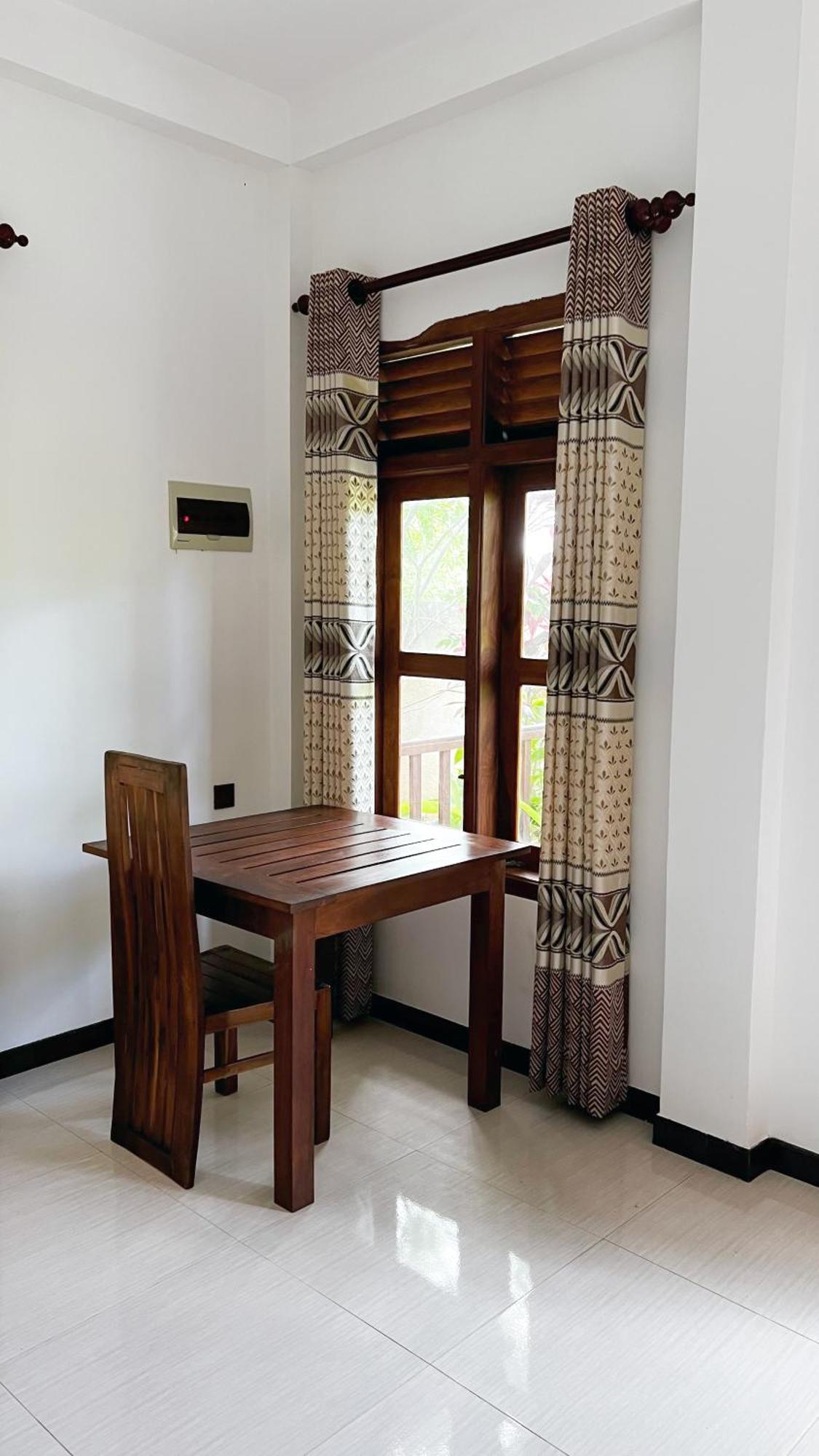 The Lookout Lodge Tangalle Buitenkant foto