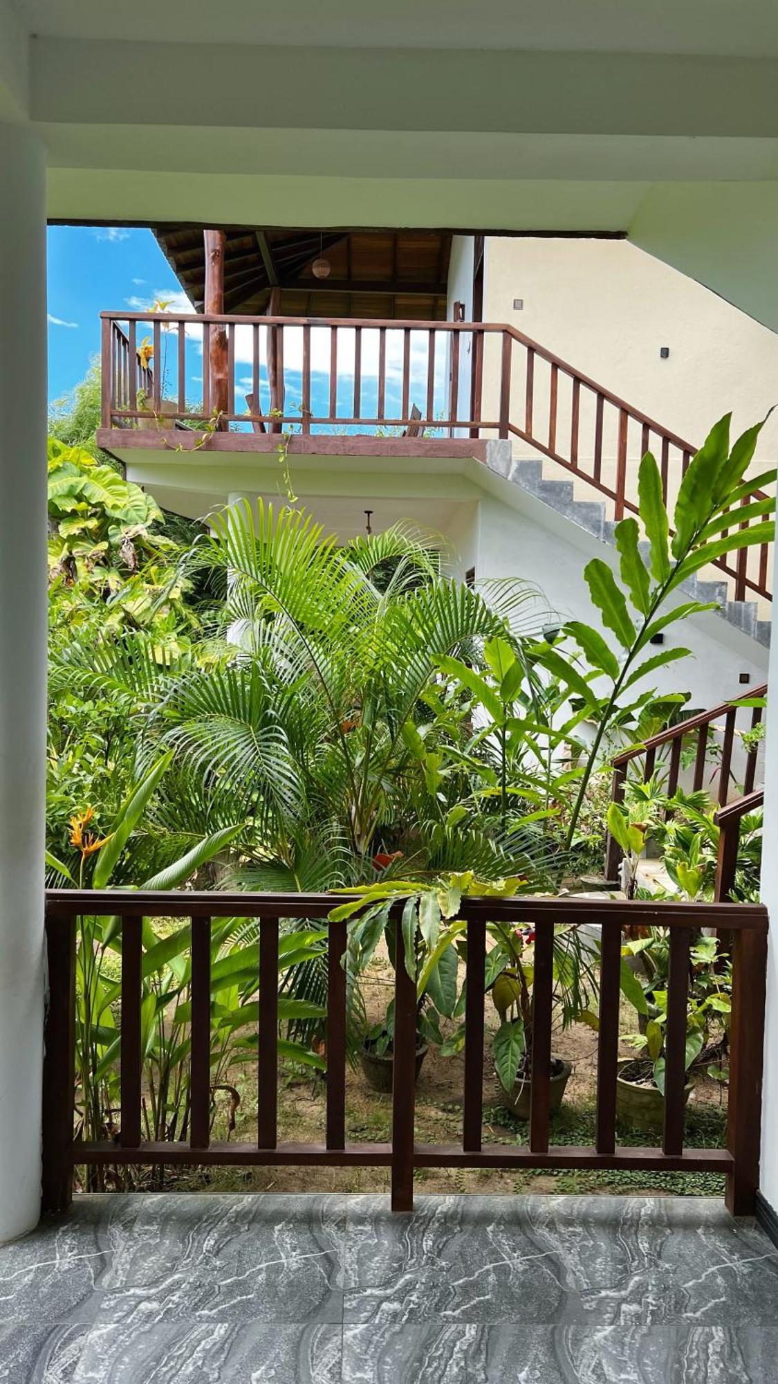 The Lookout Lodge Tangalle Buitenkant foto